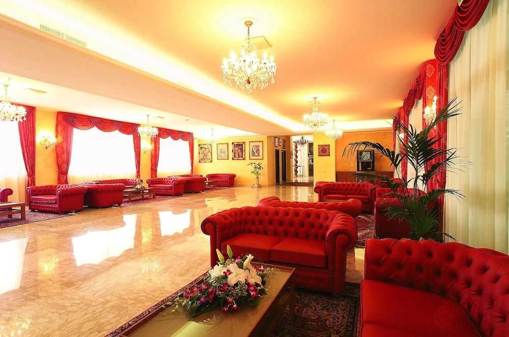 Grand Hotel Adriatico Montesilvano Luaran gambar