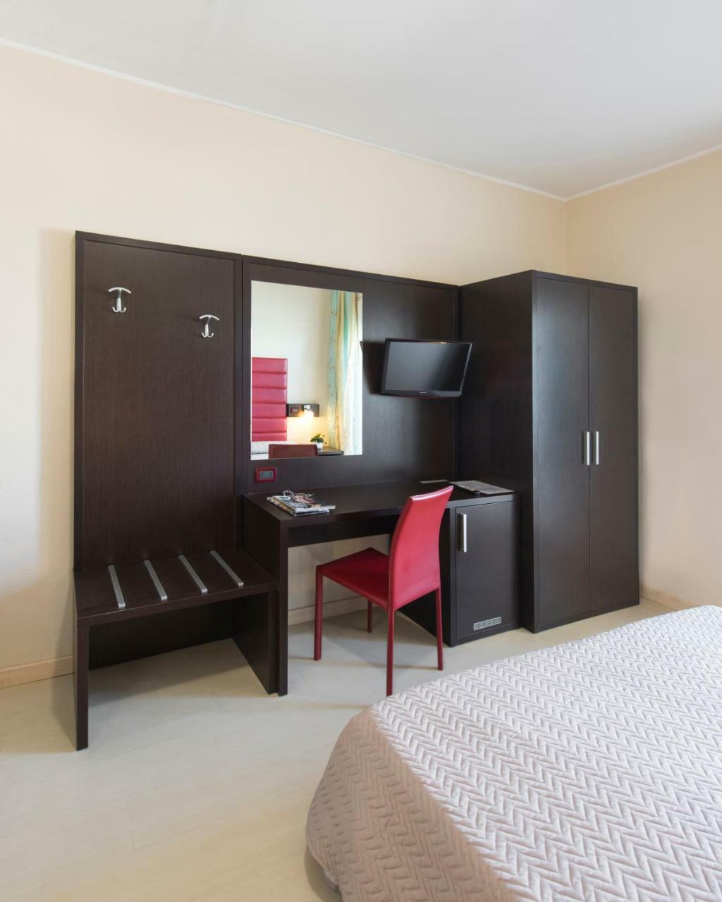 Grand Hotel Adriatico Montesilvano Luaran gambar